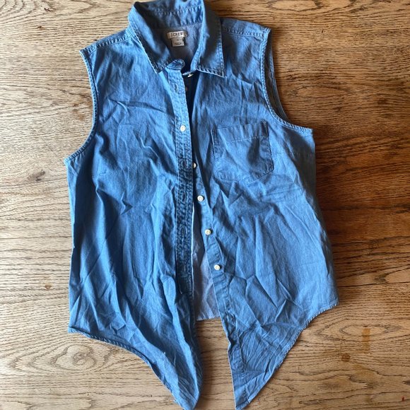 J.Crew Sleeveless chambray button up with tie bottom. Size 10 - Picture 1 of 7